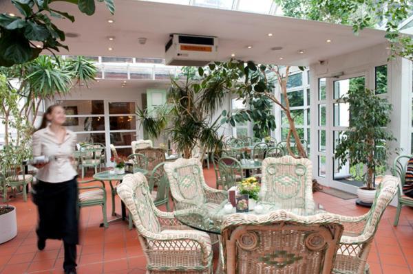 Hotel Goldinger Landstuhl Eksteriør billede