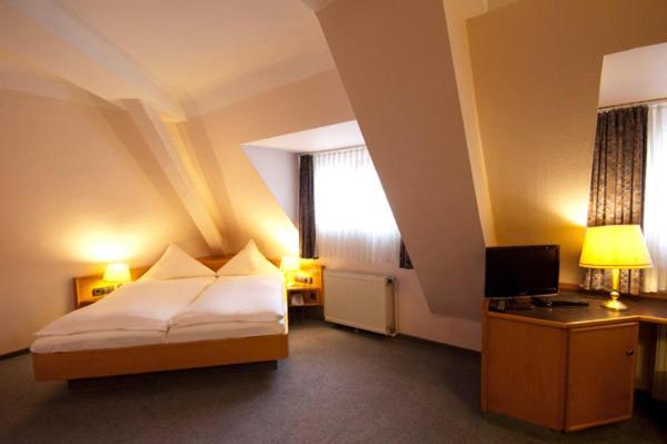 Hotel Goldinger Landstuhl Værelse billede
